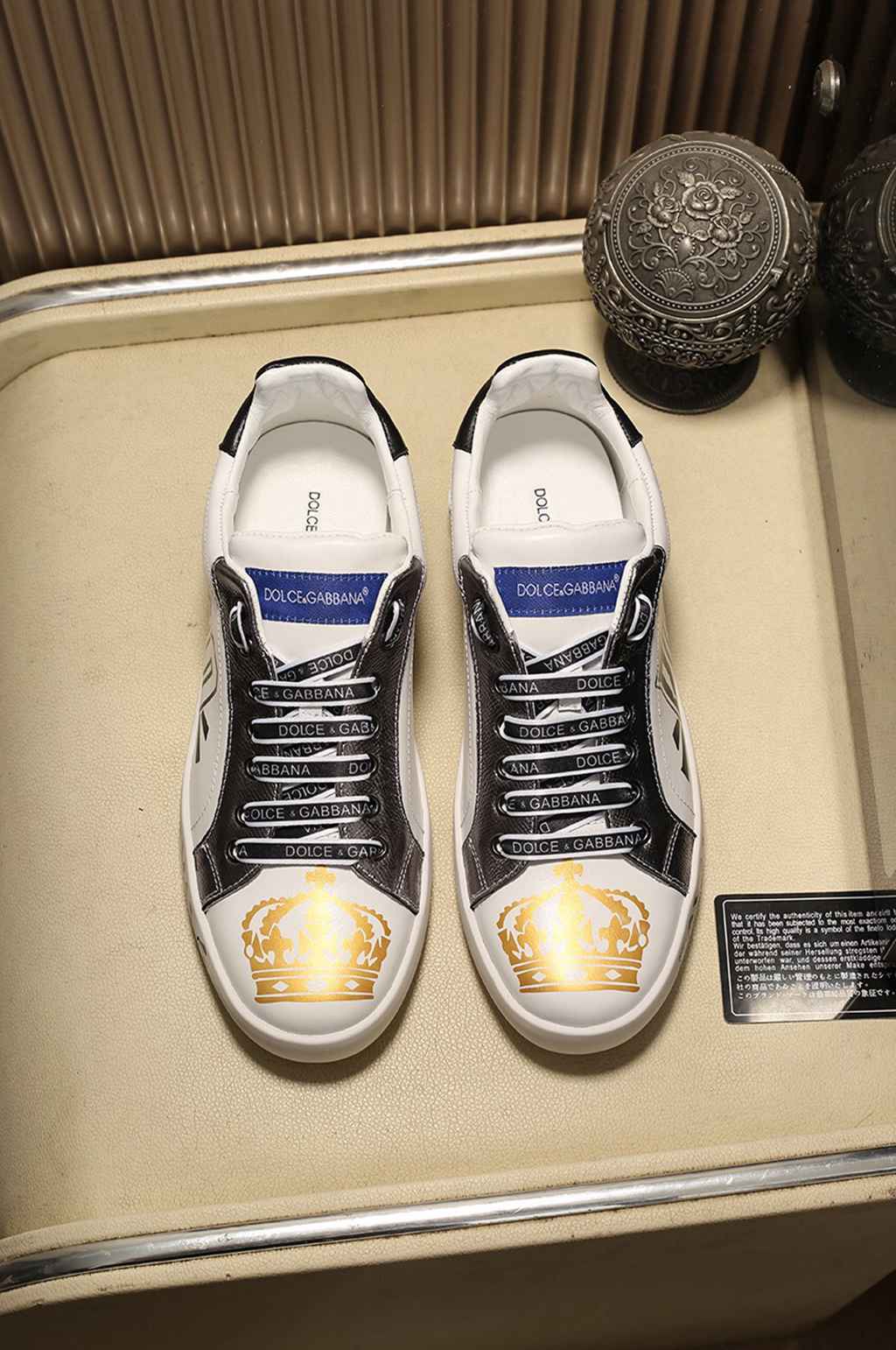 D*G sneaker